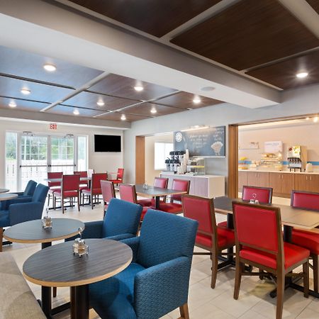 Holiday Inn Express & Suites Tavares By Ihg Екстер'єр фото